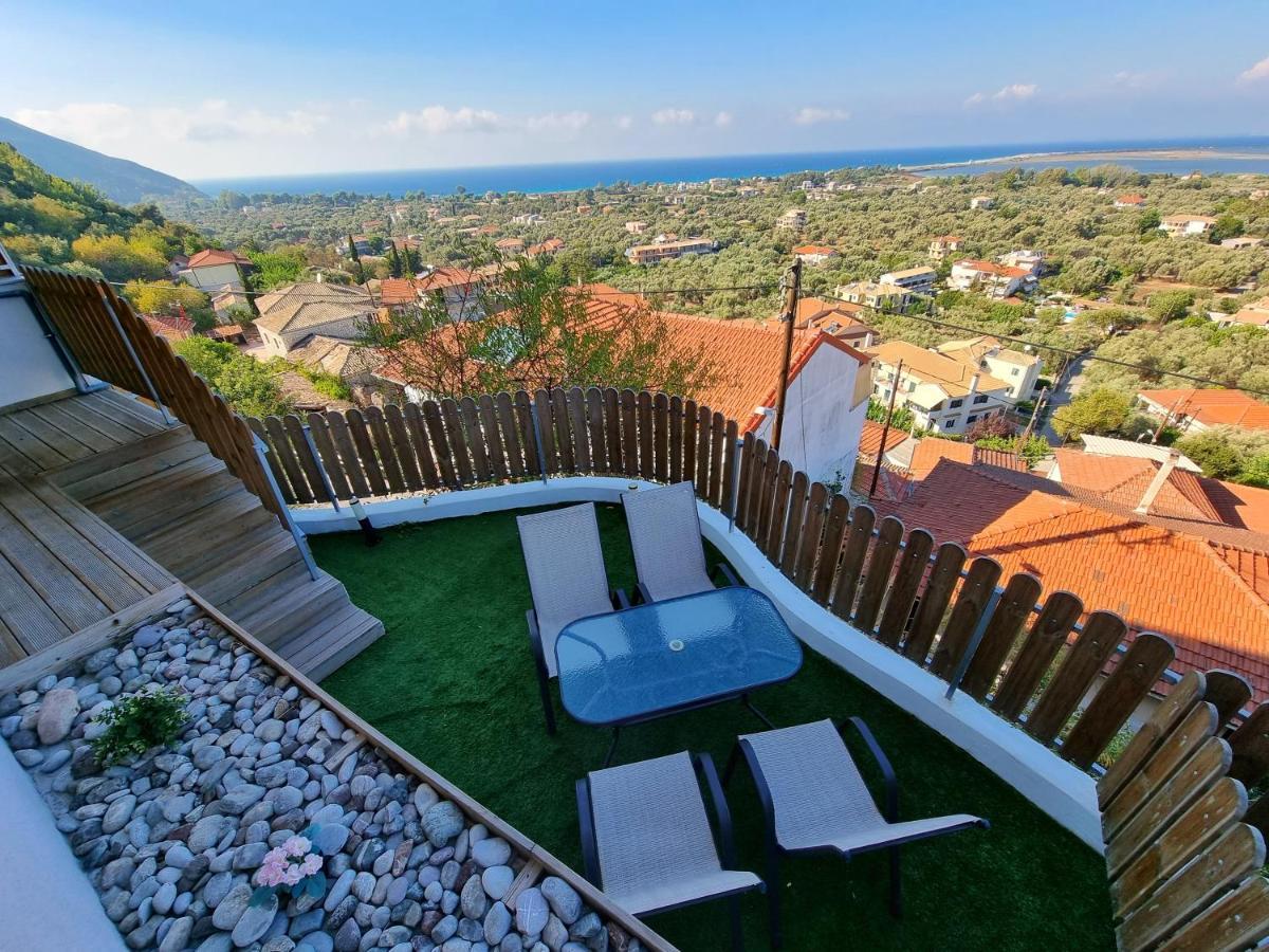 Labros Sea View Apartment Frínion Екстериор снимка