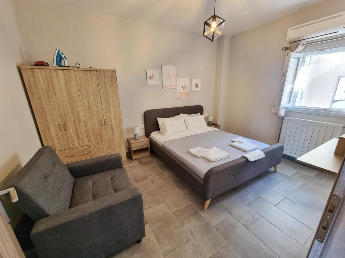 Labros Sea View Apartment Frínion Екстериор снимка